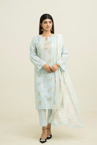 Momina-10