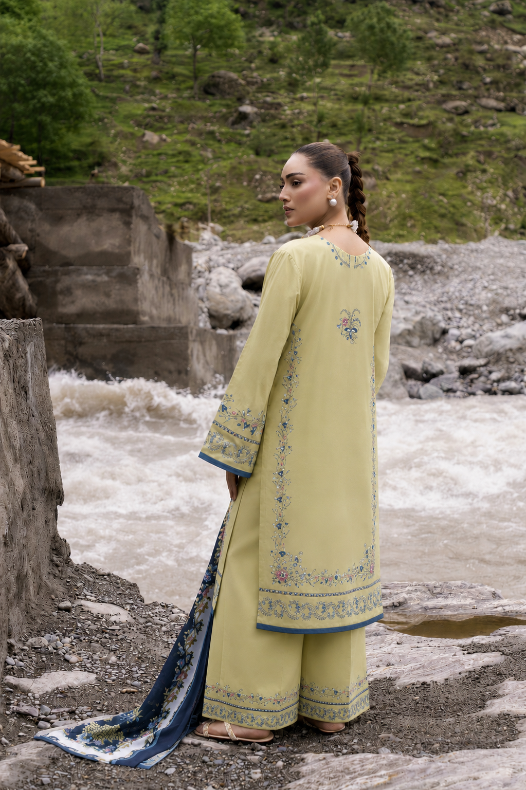 Naina-00