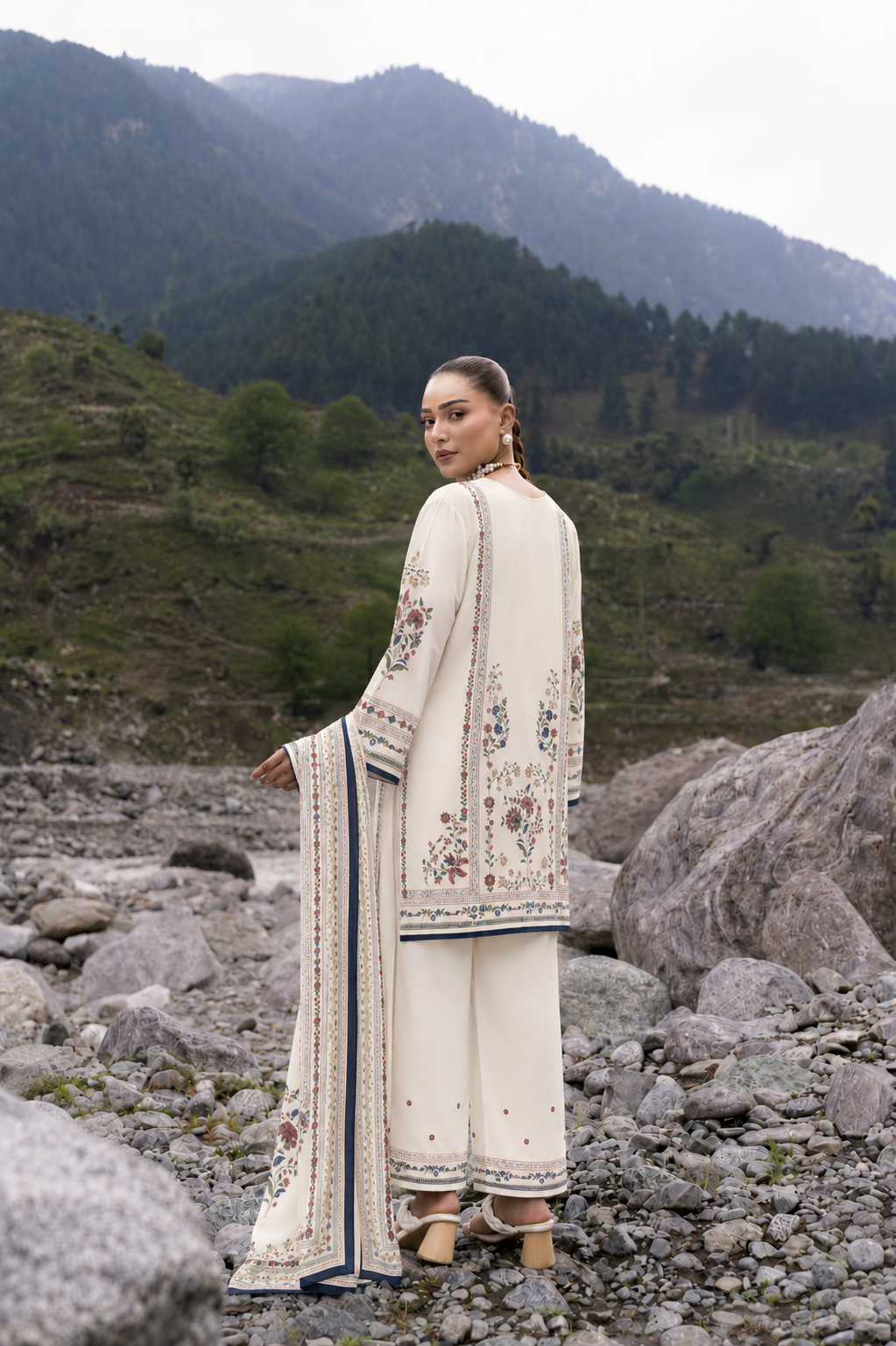 Naina-04