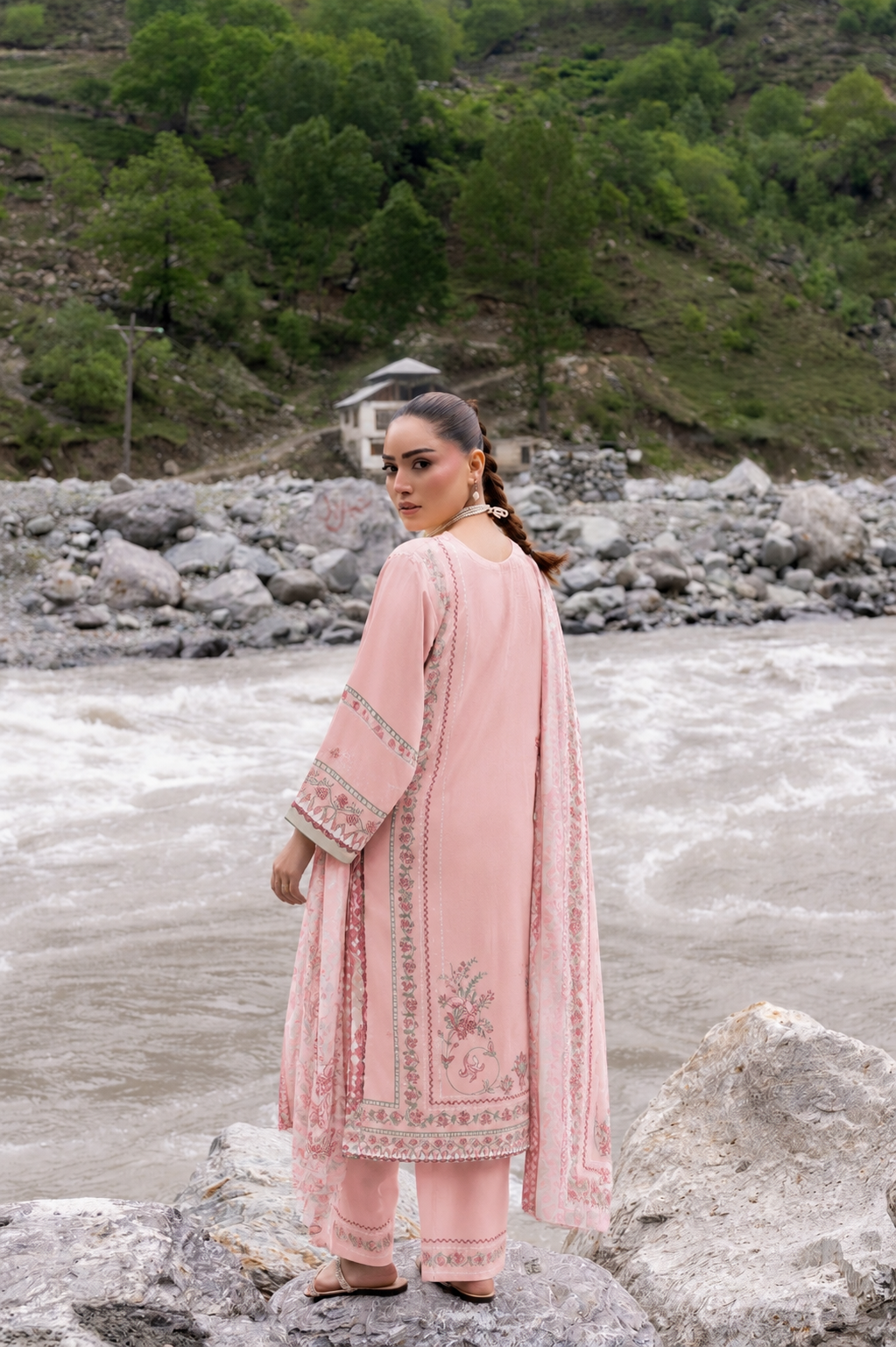 Naina-06