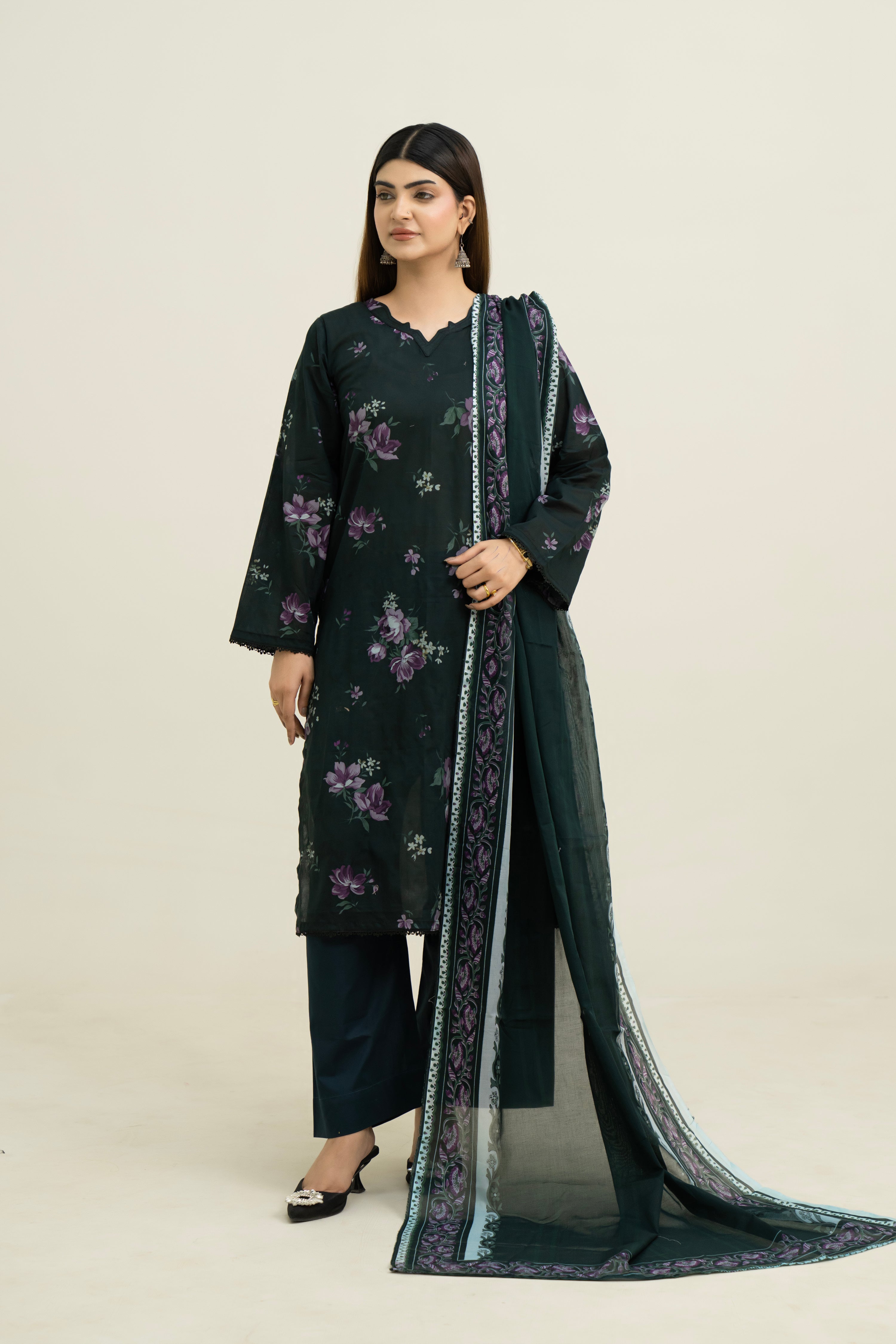 Momina-03