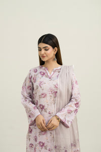 Momina-02