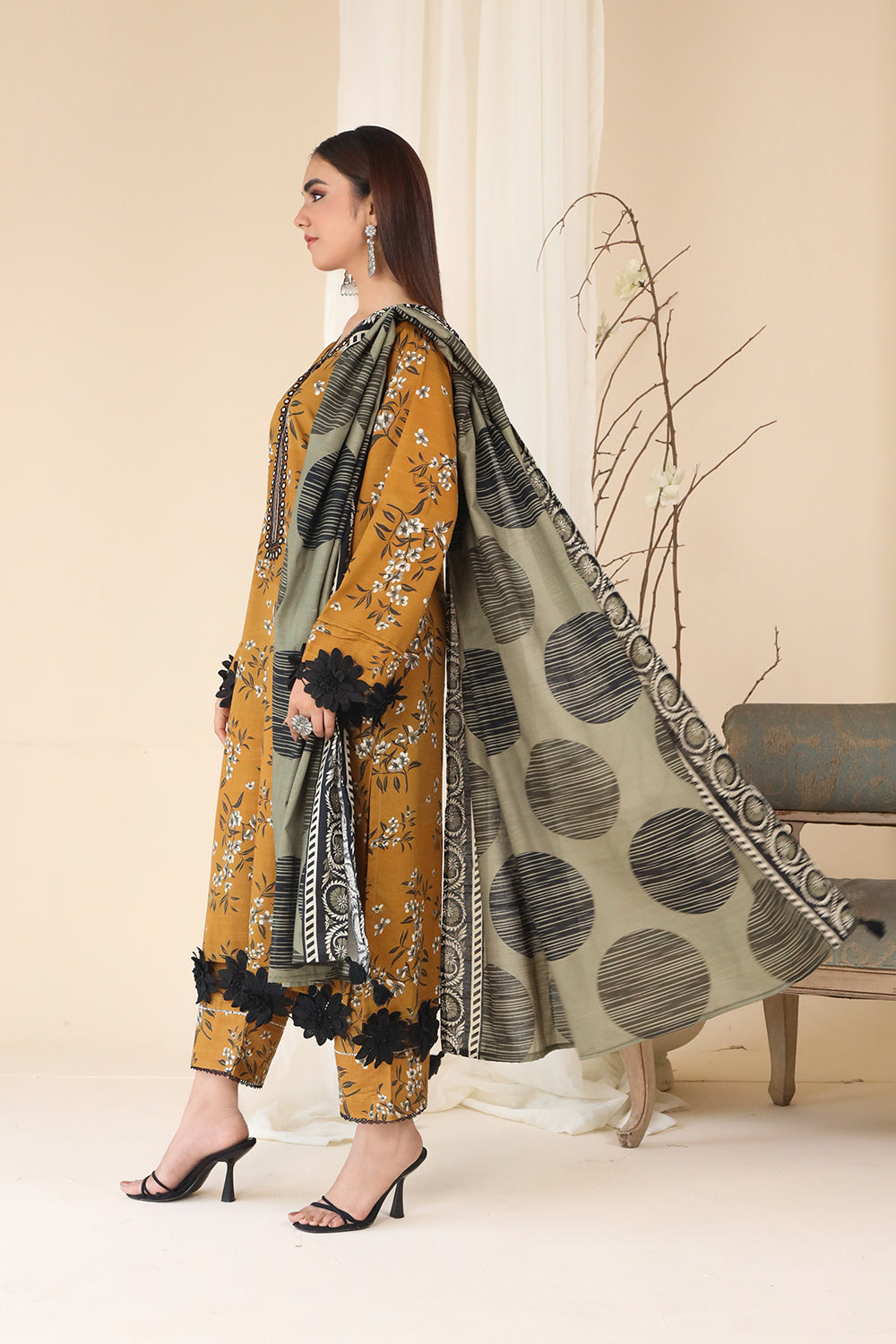 3 PIECE - EMBROIDERED KHADDAR