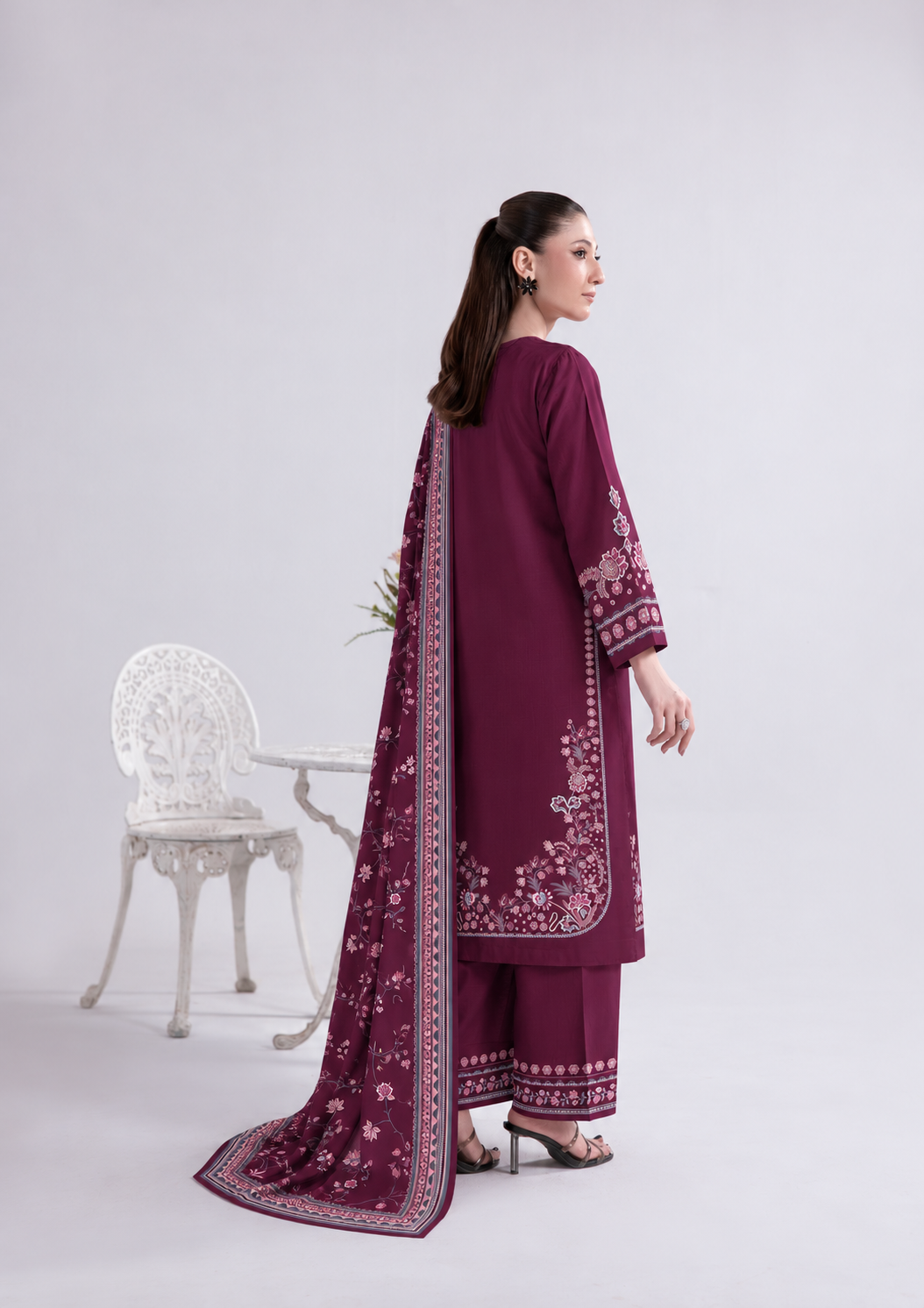 Anaya-01