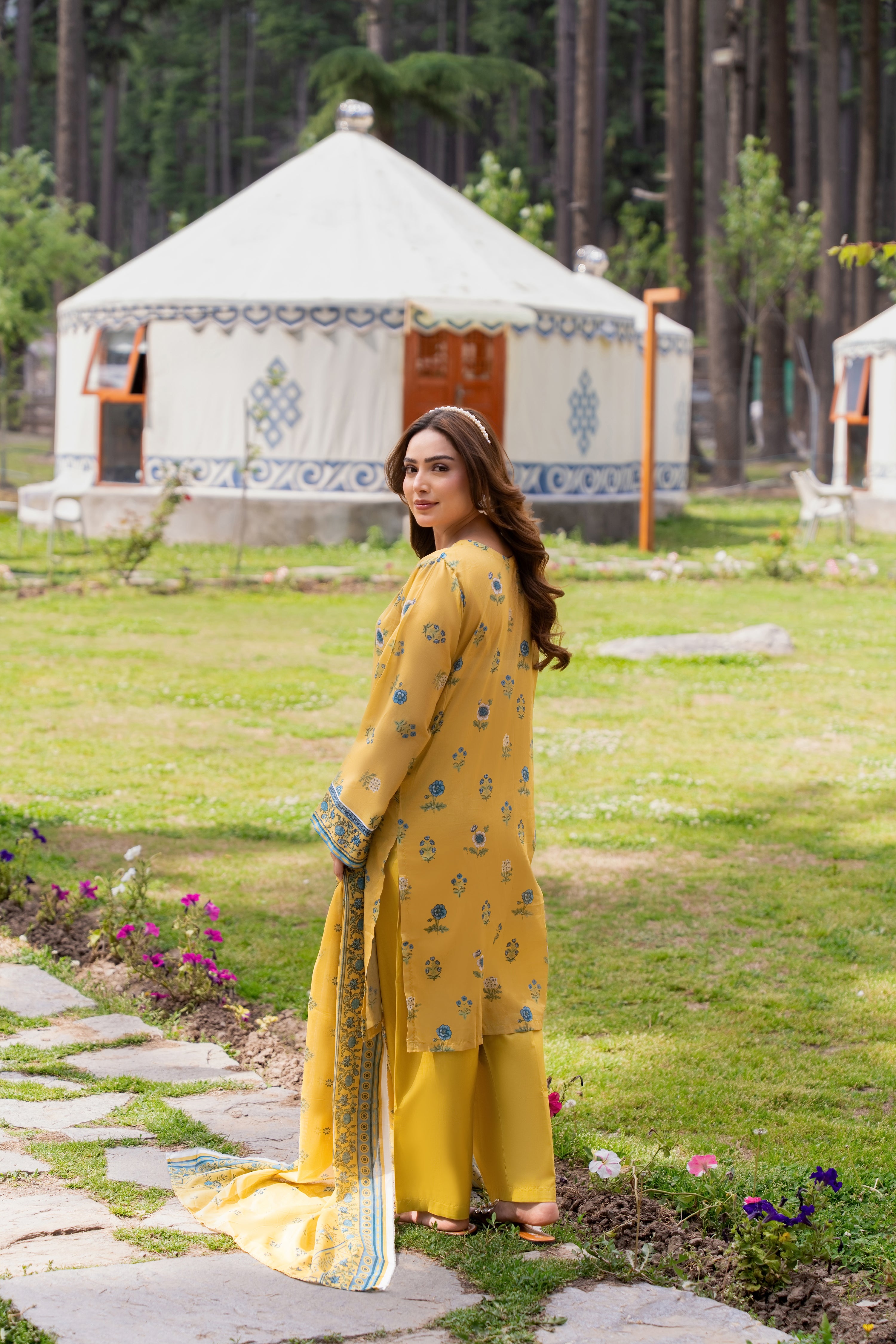 Gulnaar-01