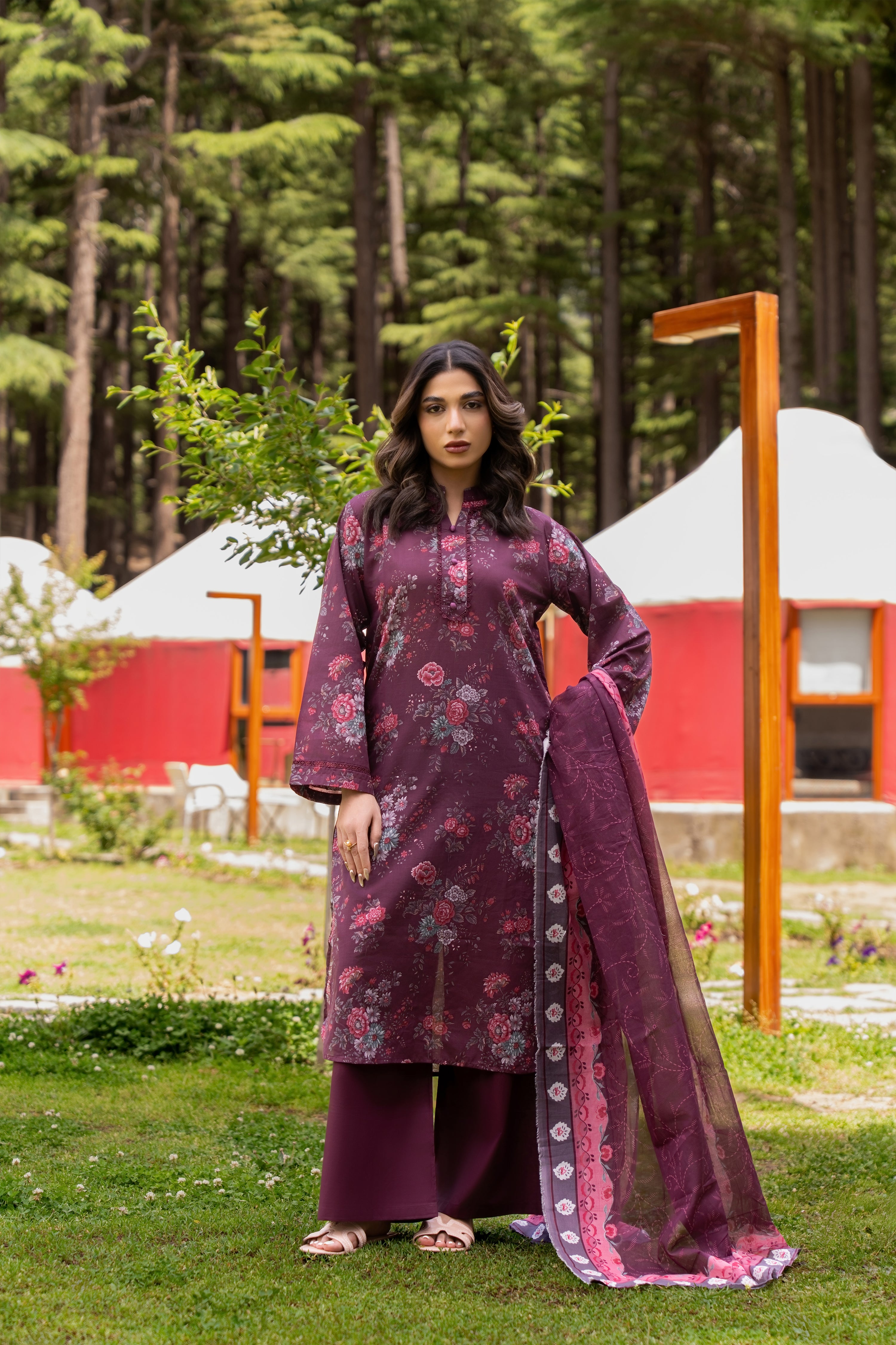 Naaze Gul-05